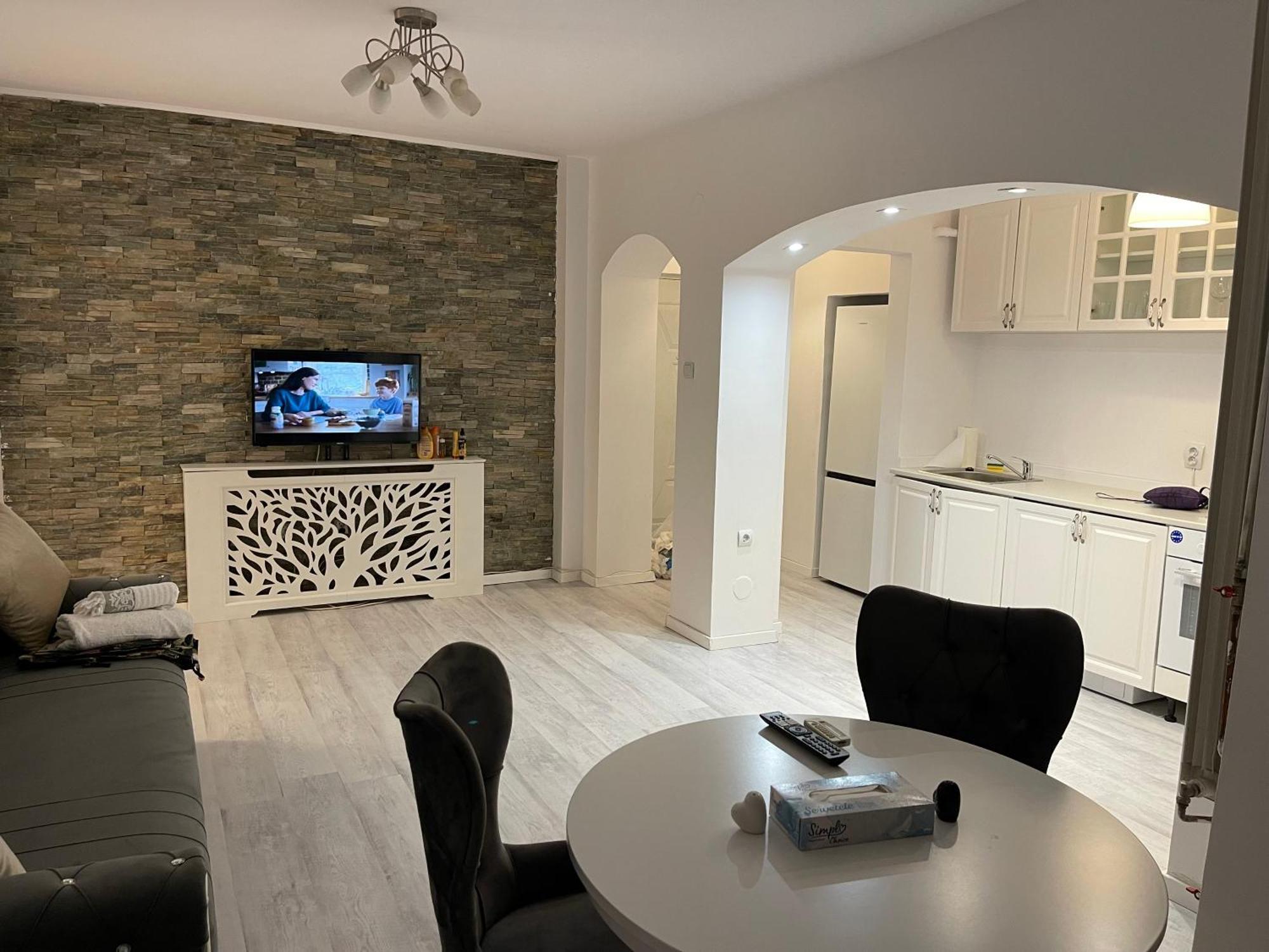 Apartament Piata Mihail Kogalniceanu Nr 8